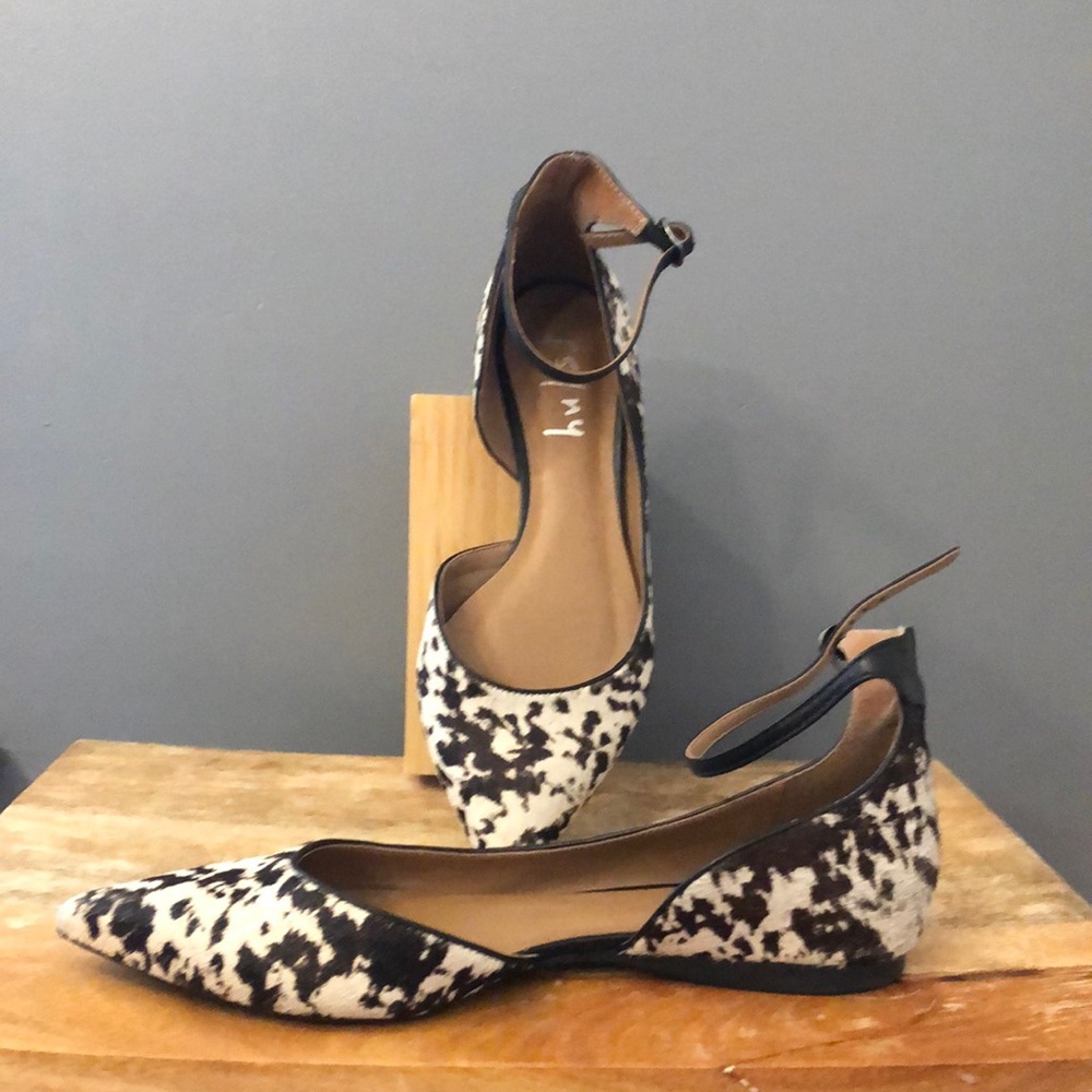 Animal print ballet flats